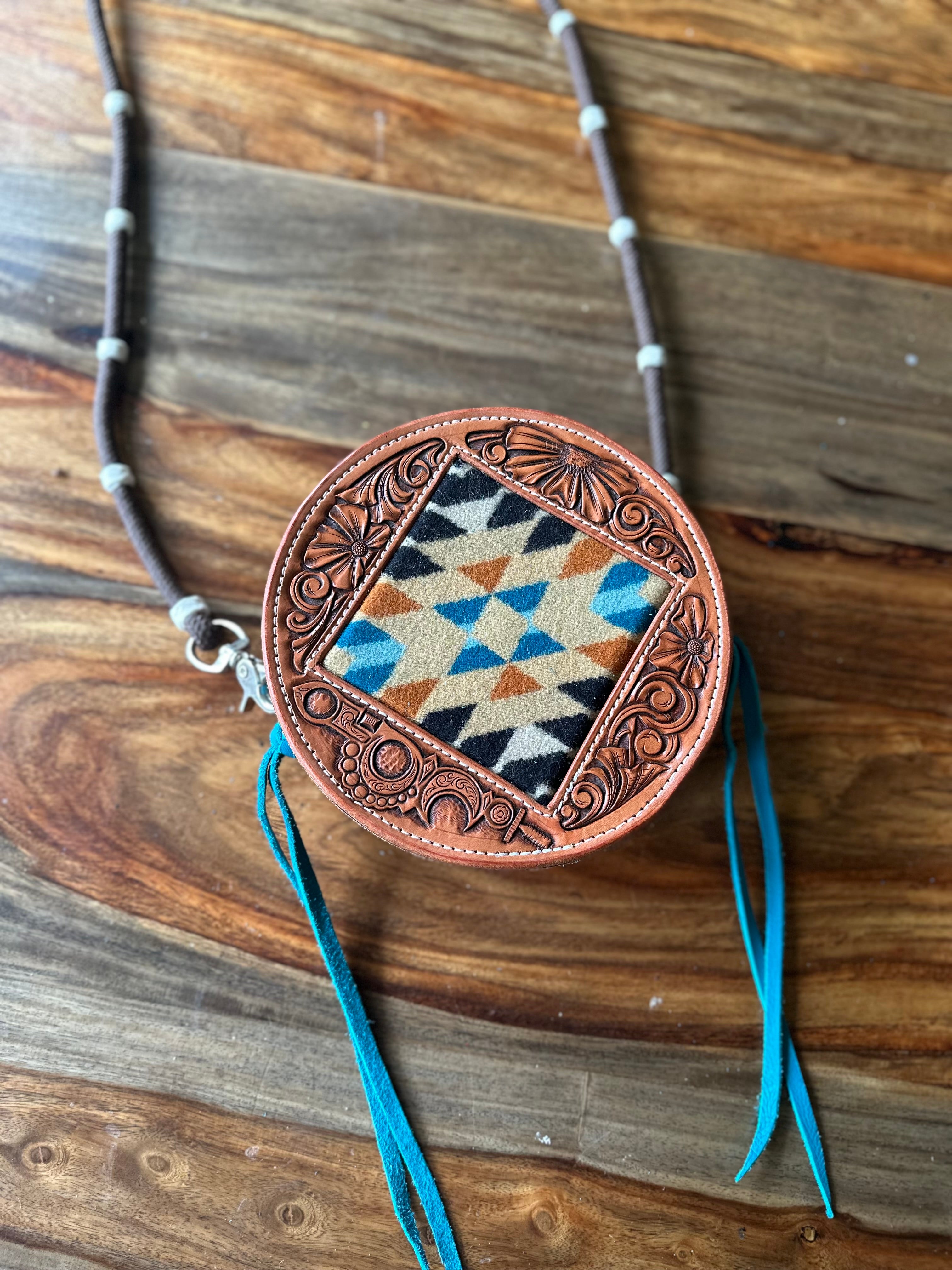 Mini rope can purse