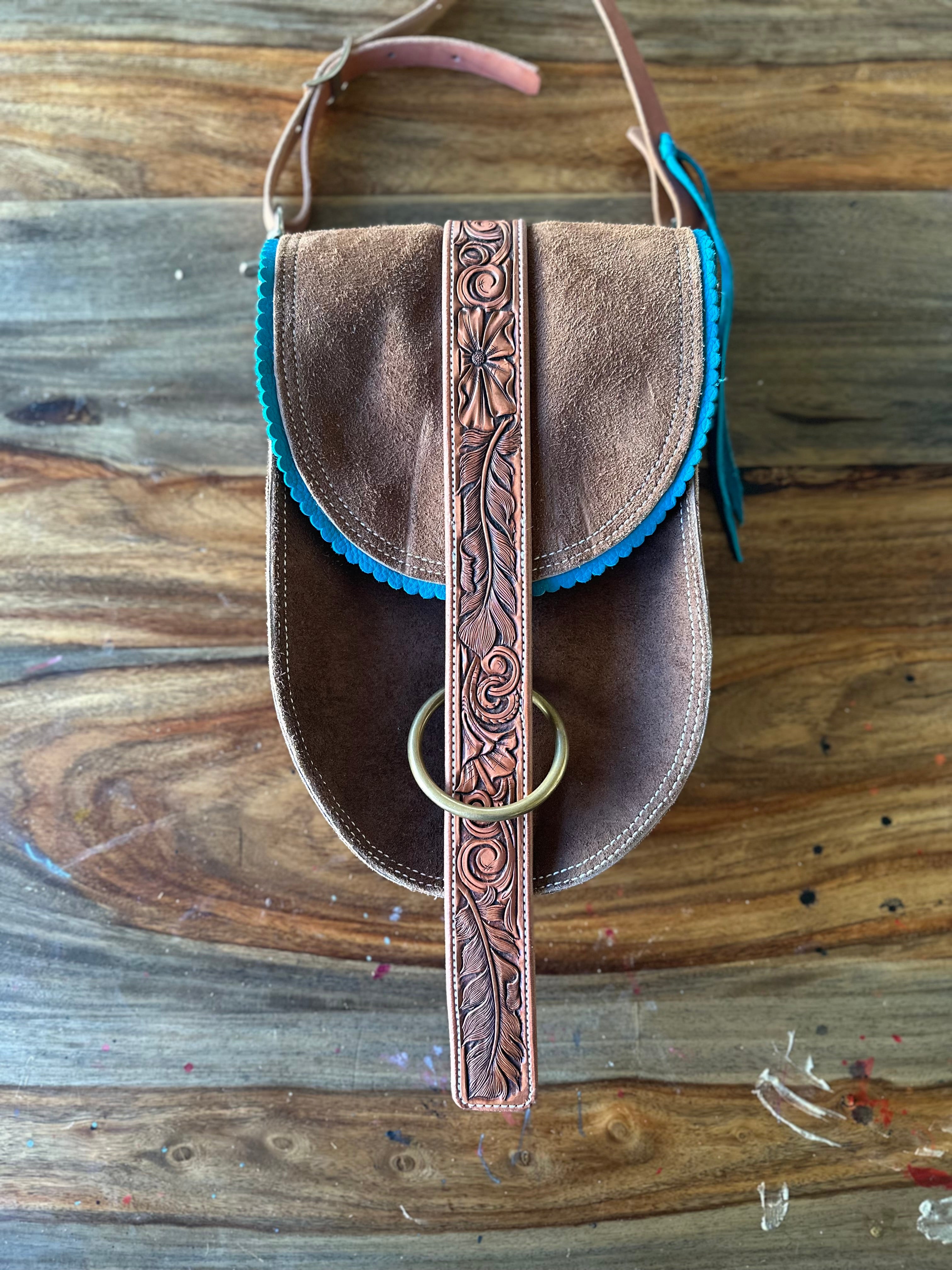 Chap pocket purse