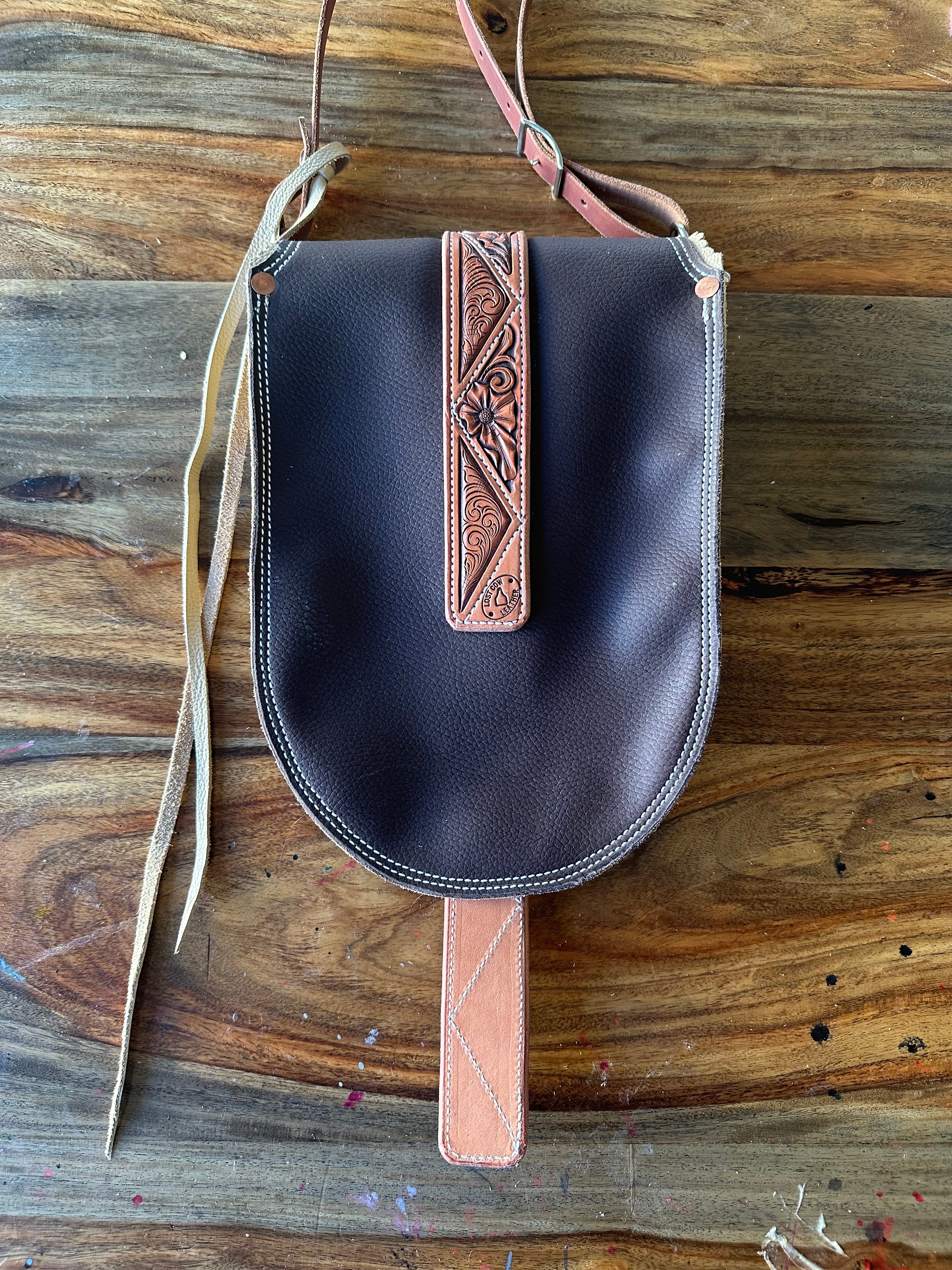 Chap pocket purse
